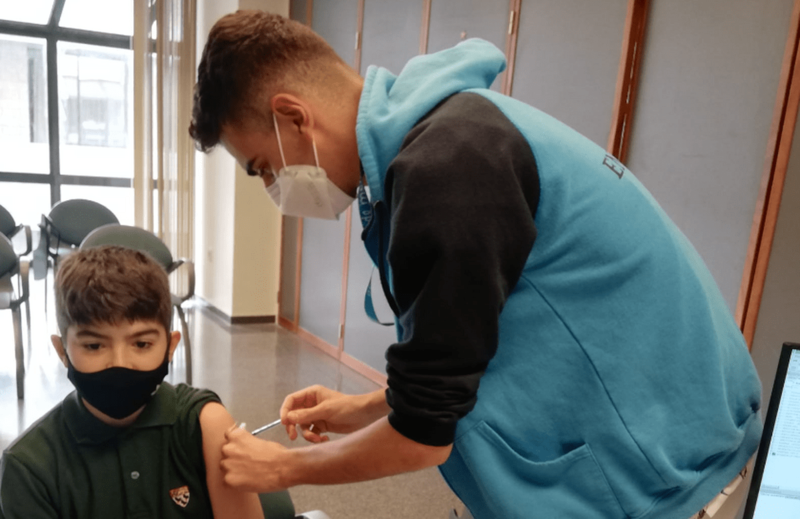 El 52 % de los menores de 5 a 11 años ha recibido la primera dosis de la vacuna / TA